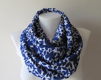 Blue White Infinity Scarf, Leaf Print Infinity Scarf, Leaves Scarf, Women Scarf, Circle Scarf, Loop Scarf, Fall Winter Spring Summer Fashion
