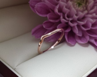 14kt 18kt rose gold wedding band 950 Platinum Unique 14kt gold 1.5mm tiara style wedding band in rose, yellow, white, or green gold