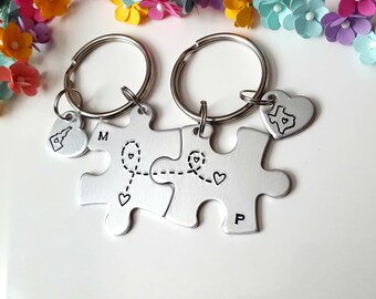 Long Distance Keychains, Boyfriend Gift, Puzzle Piece Keychains, State to State, Connected at heart, Couple Initials, Personalizable Gifts