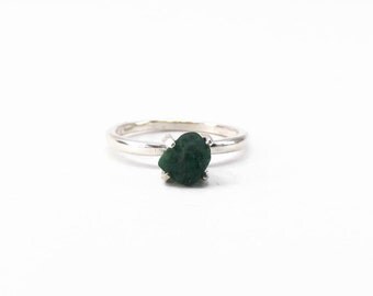 Raw Emerald Ring - Rough Emerald Ring - Uncut Emerald Ring - Green Emerald Ring - Raw Emerald - Rough Emerald - Promise Ring - Wedding Ring