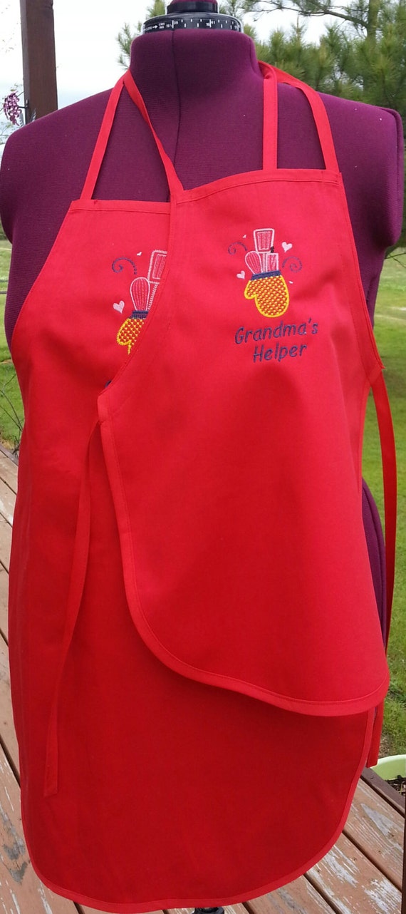 Grandma and Me Embroidered Apron Set