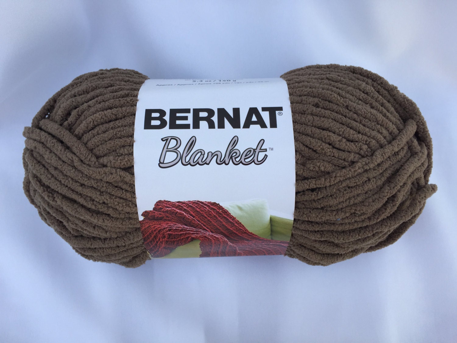 TAUPE Bernat Blanket Yarn 00029 150g 5.3 oz Super Bulky