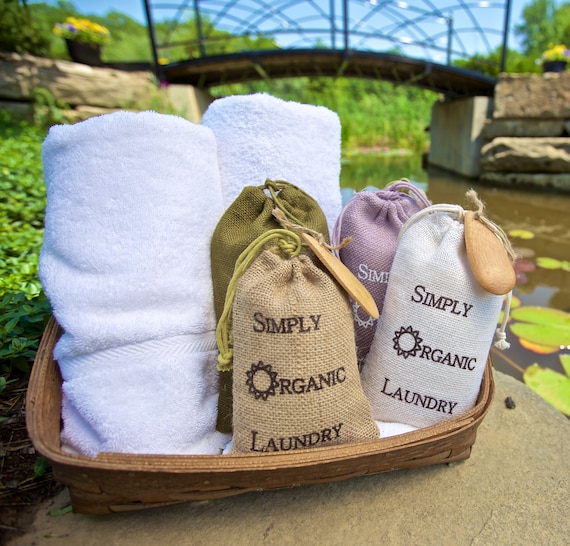 Simply Organic Laundry detergent is an earth-friendly full