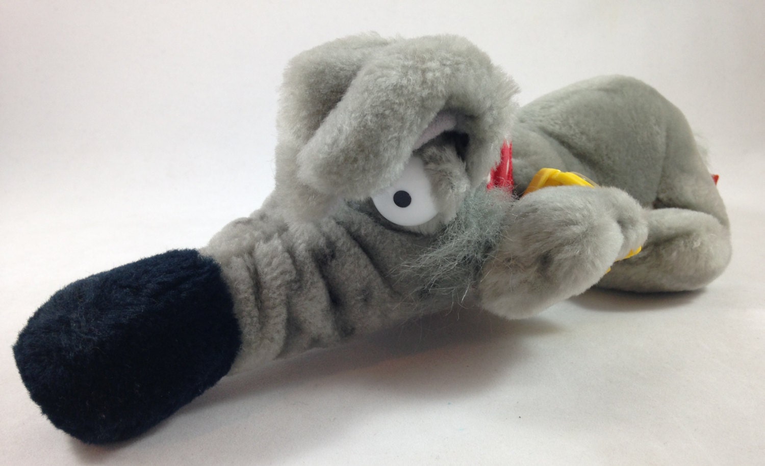 dakin company stuffed animals