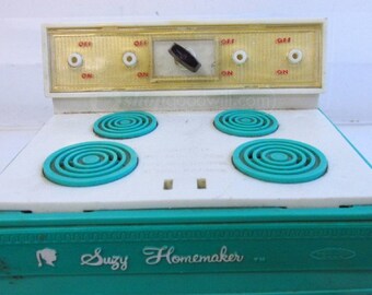Vintage Turquoise Green Suzy Homemaker Oven
