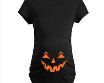 Pumpkin Halloween Shirt. Halloween Pregnancy Shirt. Pregnancy Halloween Costume. Pregnancy Announcement Shirt. Halloween Maternity Shirt.