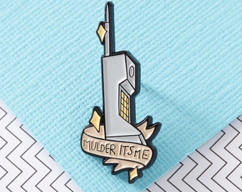 Mulder It's Me Enamel Pin // Mulder and Scully, 90s, x files, mulder pin // EP108