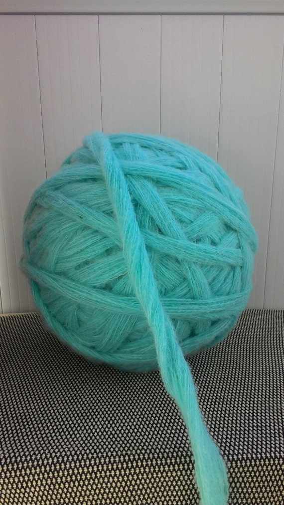4 Lb 1.8 Kg / Super Bulky Yarn 224 yard 208 by TheKnitBeyond