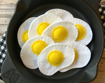 felt food egg, play food egg, pretend kitchen food egg, felt egg toy, fake egg