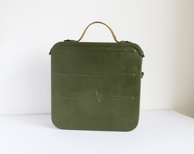 Soviet ammo box, Russian green metal belt cartridge case, militaria chest, ussr star insignia, toolbox, lunchbox, mancave decor gift idea