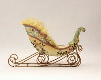 Ornate Floral Sleigh Ornament with Lace (1508-2)