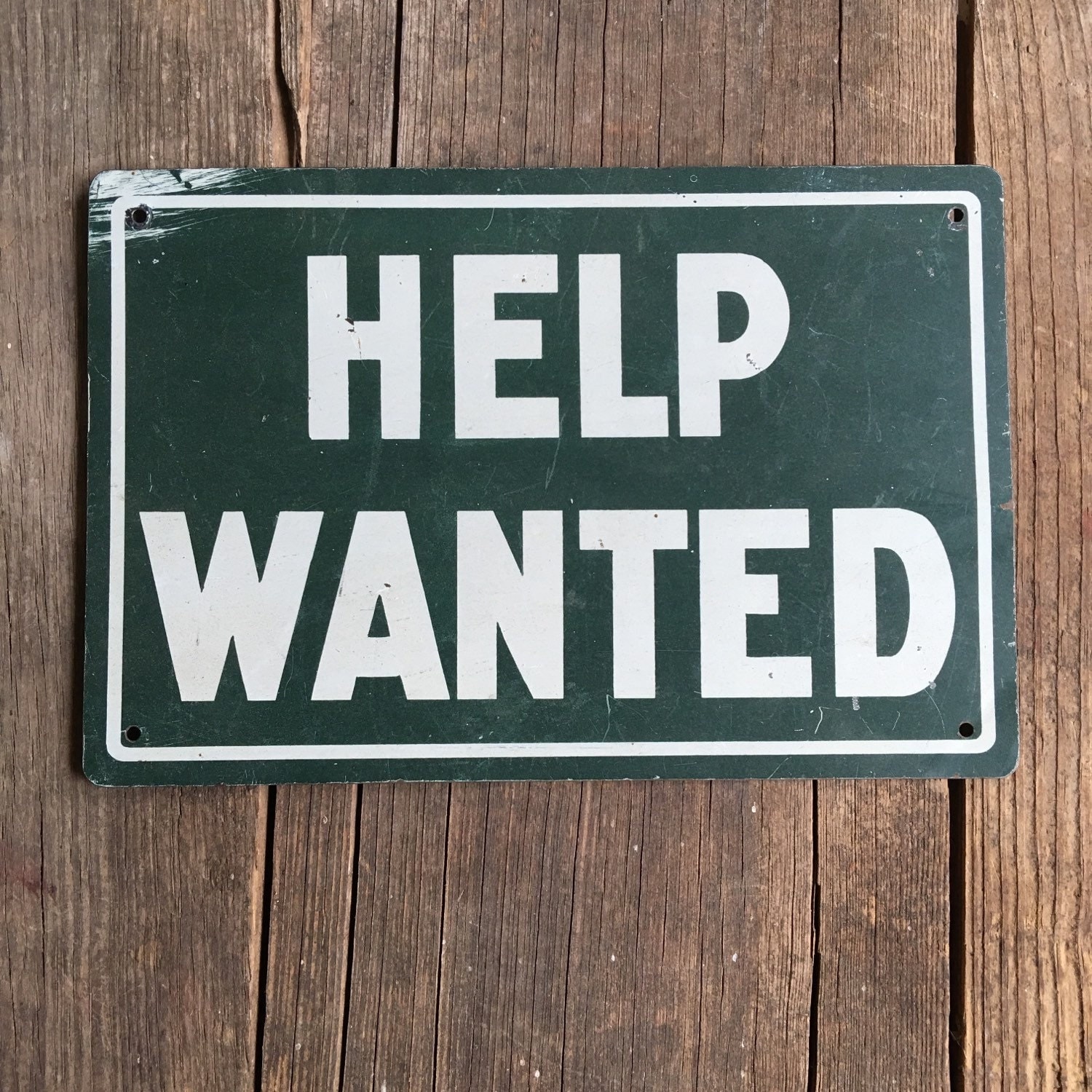 Деревянная табличка wanted. Wanted вектор. Want sign. Want sign. Хелп вантед.