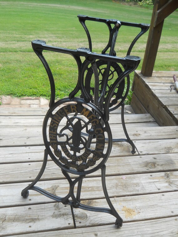 Antique Heavy Cast Iron SINGER Treadle Sewing Machine Base
