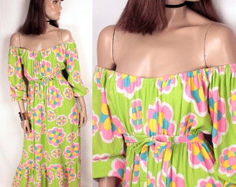 1970s psychedelic maxi // off the shoulder // empire waist