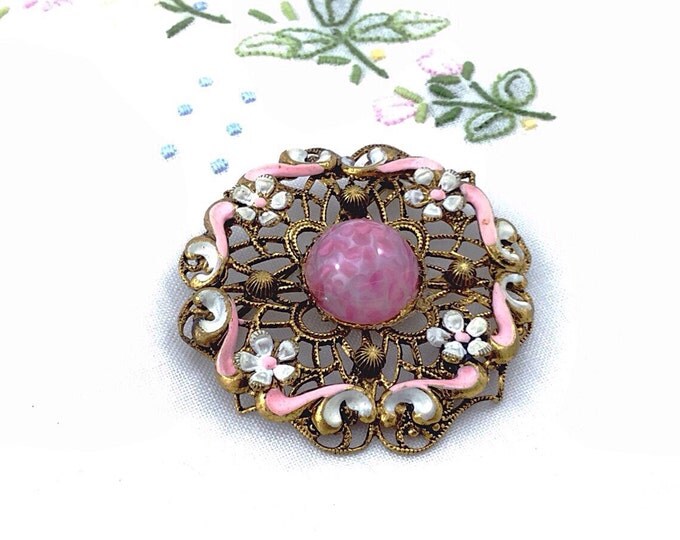 Old Vintage Czech Brooch, Pink Art Peking Glass in Filigree. Handpainted floral brooch. Pink vintage brooch.