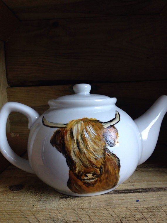 Highland cow cattlebull scottish cow teapot ceramic