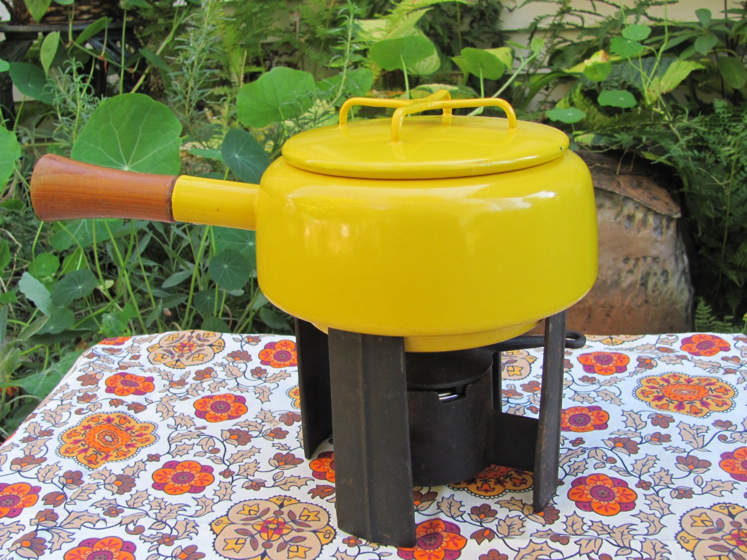 Dansk Fondue Pot Yellow Enameled Cast Iron by MamabirdsVintage