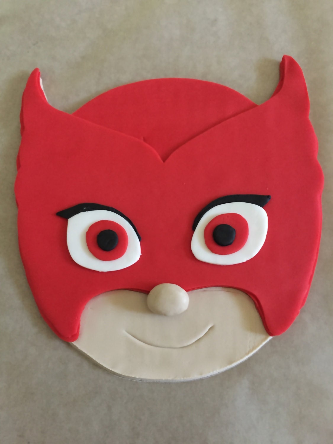 pj-masks-inspired-cake-topper-owlette