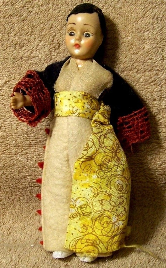 HAUNTED Scary Spanish Spirit vessel doll Doll with hair from