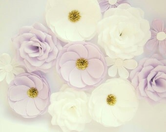 12 Paper Flowers/ Wall Flowers/ Arch Flowers/ Wedding Decoration/ Large Flowers/ Party Decoration/ Baby Shower Decorations/ Nursery Wall