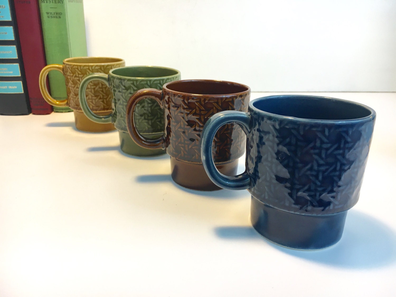 Set of 4 Stacking / Stackable Coffee / Tea Mugs / Cups Geometric