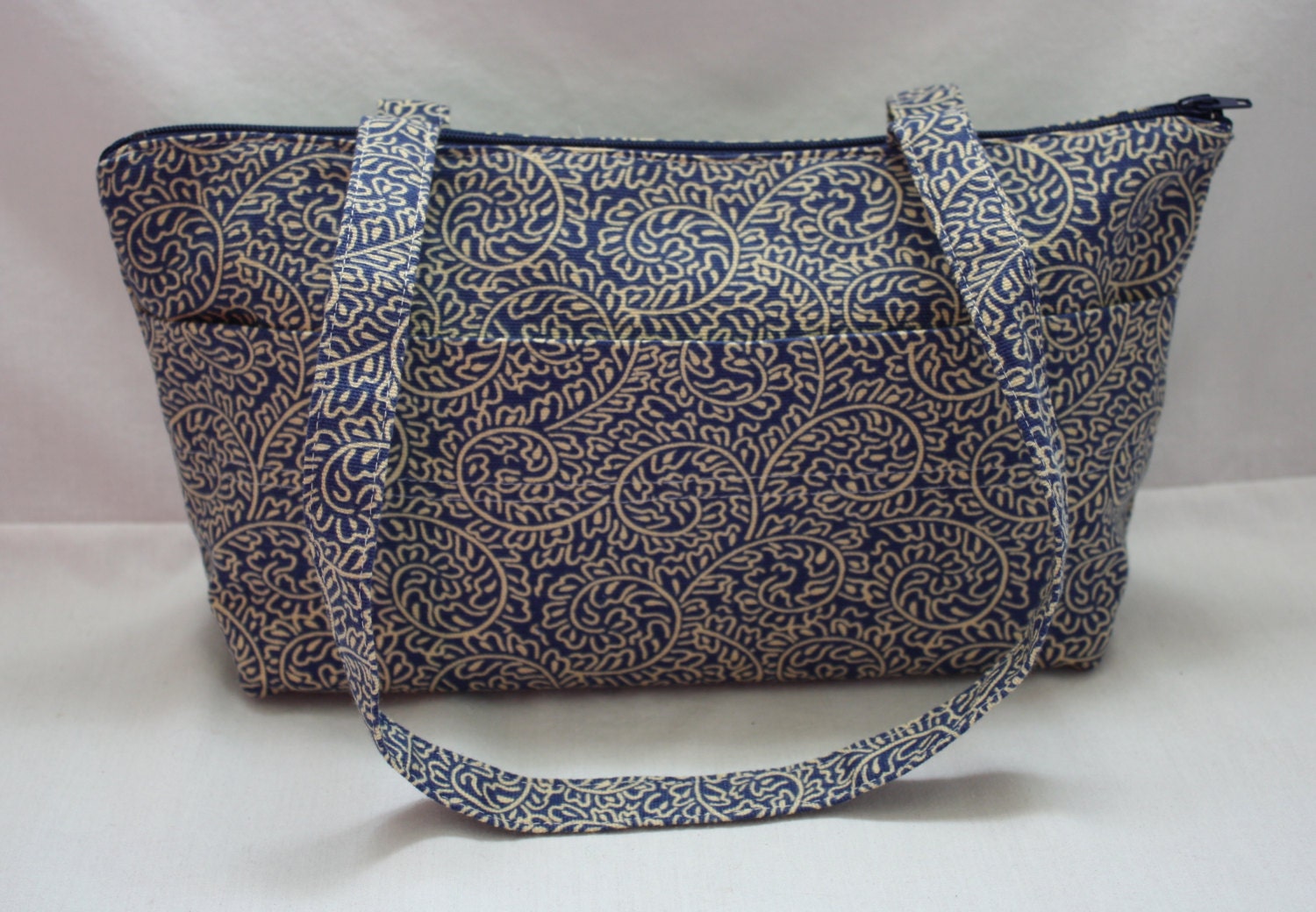 Shoulder Bag Purse for Summer in Blue Leaf Vine Print Canvas