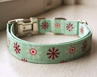 Christmas Dog Collar, Winter Dog Collar, Designer Dog Accessory, Pet Accessories, Snowflake Collar, Fabric Dog Collar, Plastic Nickel Brass