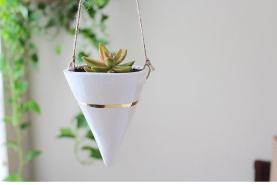 cermaic hanging planter