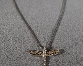 Vintage Art Deco Style Sterling Silver 10 grams Dragonfly Pendant Necklace Jewelry K#22