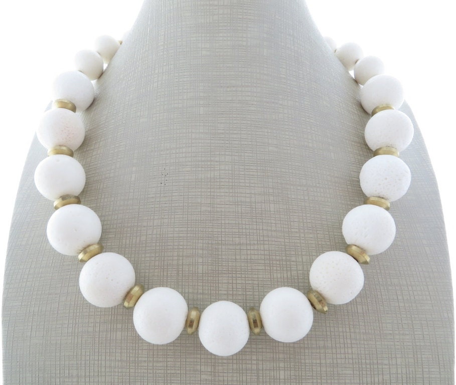 White Coral Necklace Chunky Necklace Big Bold By Sofiasbijoux   Il Fullxfull.1043710275 Pg22 