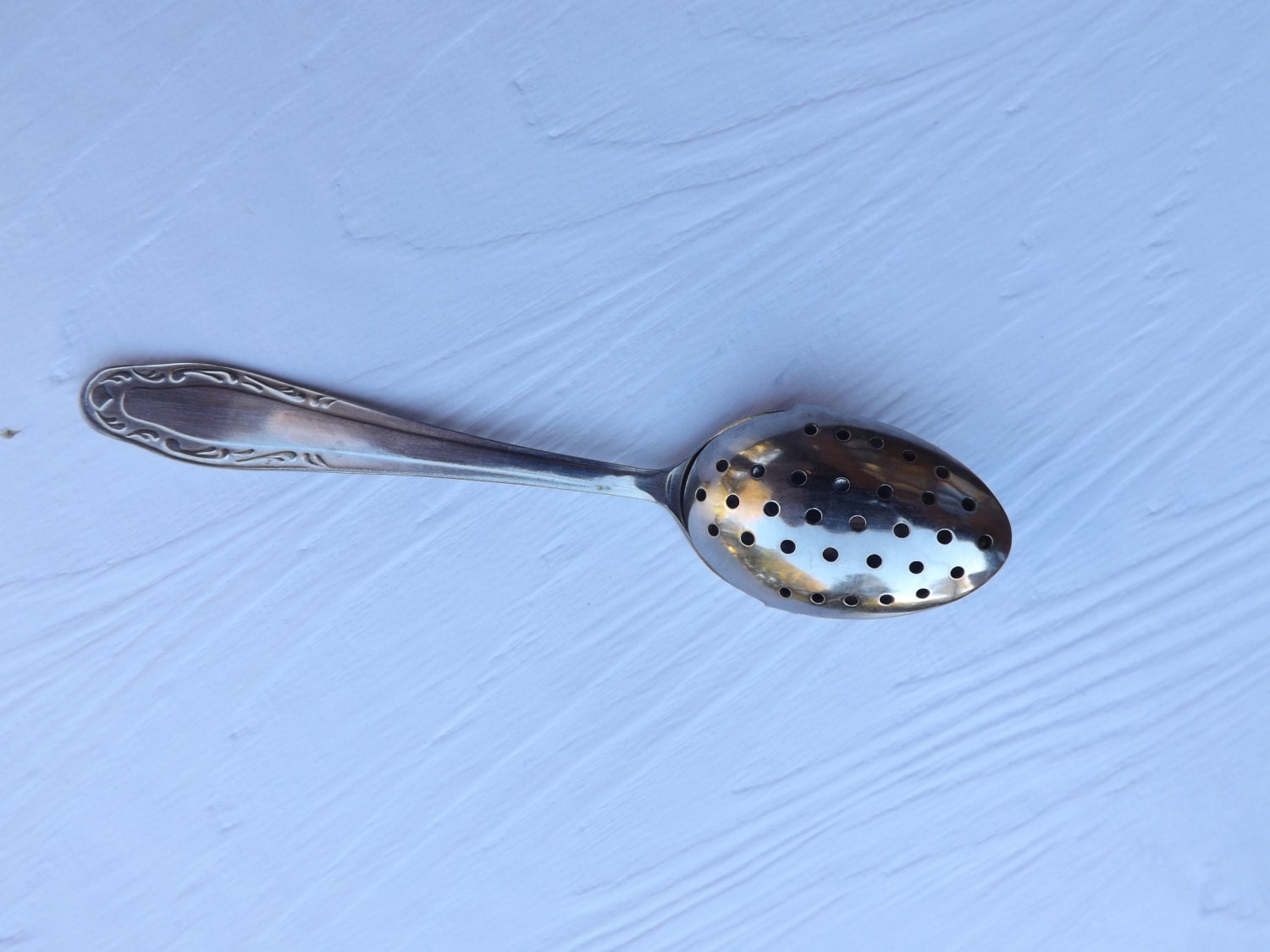Vintage tea strainer / Vintage Soviet tea spoon sieve Haute Juice