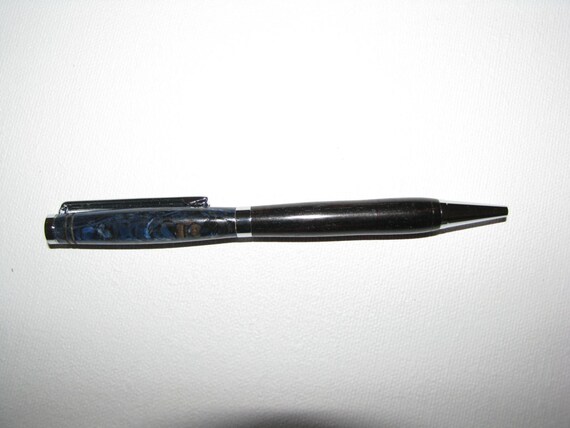 Custom writing pens