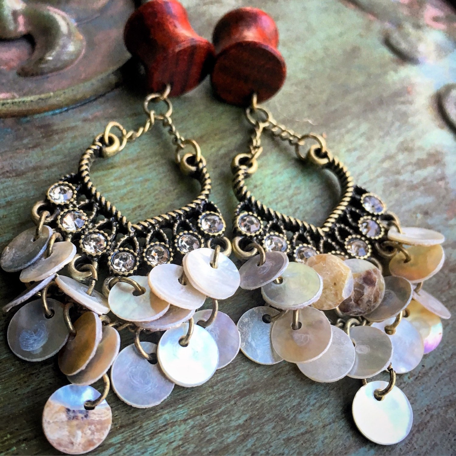 Sweetheart Shells Dangle Bloodwood Plugsdiamonds &gold