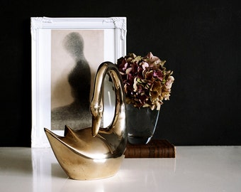 Vintage Large Brass Swan Figurine, Animal Figurine, Collectibles, Animal Art, Swan Art, Whimsical Bird Art, Jewellery stand, Book Stand