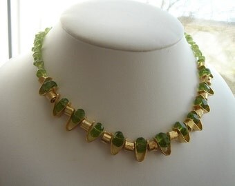 Necklace with genuine Peridot.