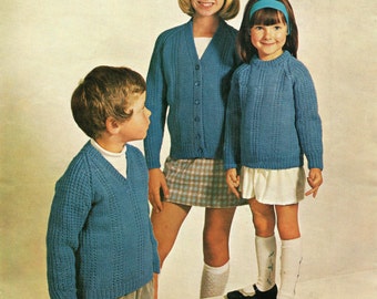 Children's Aran Knitting Pattern - Sweater and Cardigan - Vintage Style - 22-32"