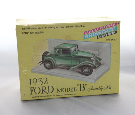 Renwal 1932 Ford Model B Model Car Kit