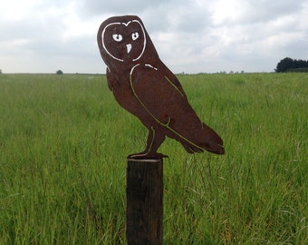 Rusty Owl / Rusty Metal Garden Art / Owl Garden gift / Owl Silhouette / Metal garden decor / Bird Garden Art / Rusty Bird / Owl Fence topper