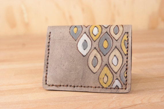 Items similar to Front Pocket Wallet - Leather Minimalist Wallet in the Pato pattern in Gray and ...