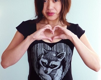 Raccoon Shirt, Woodgrain Heart Tshirt, Vegan Shirt, Wife Gift, Mothers Day Shirt - Thief of Hearts Women's Tshirt
