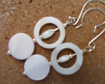 Creamy mother of pearl circle earrings, classic, matches everything