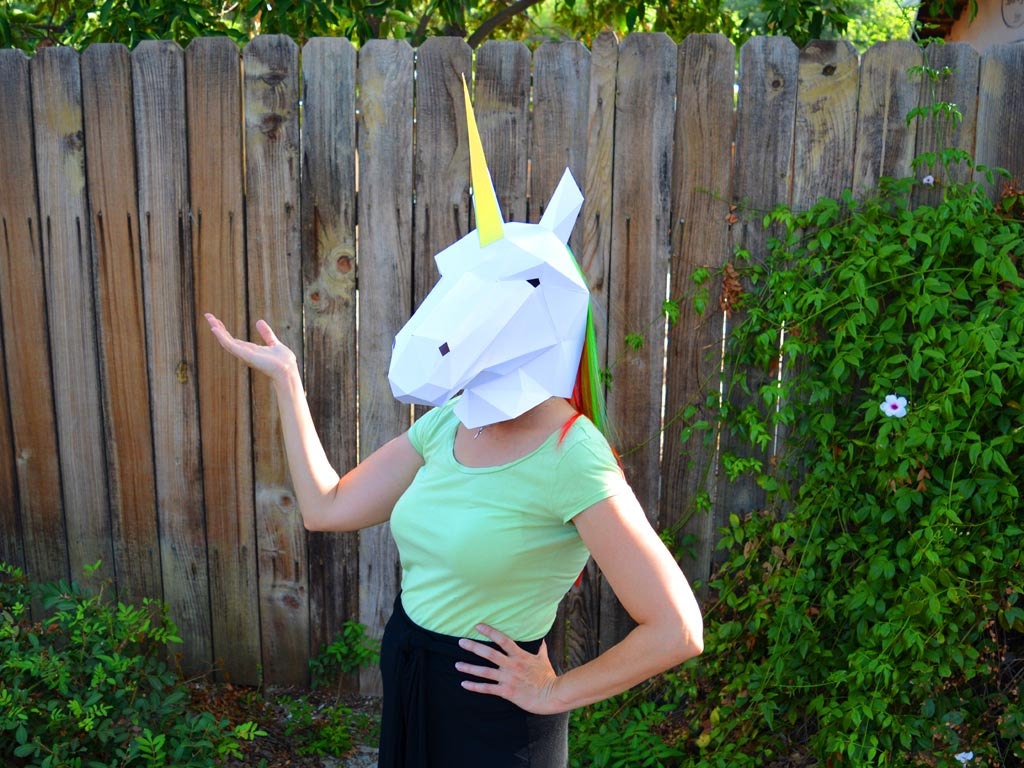 Make a Horse or Unicorn Mask with just Paper and Glue DIY