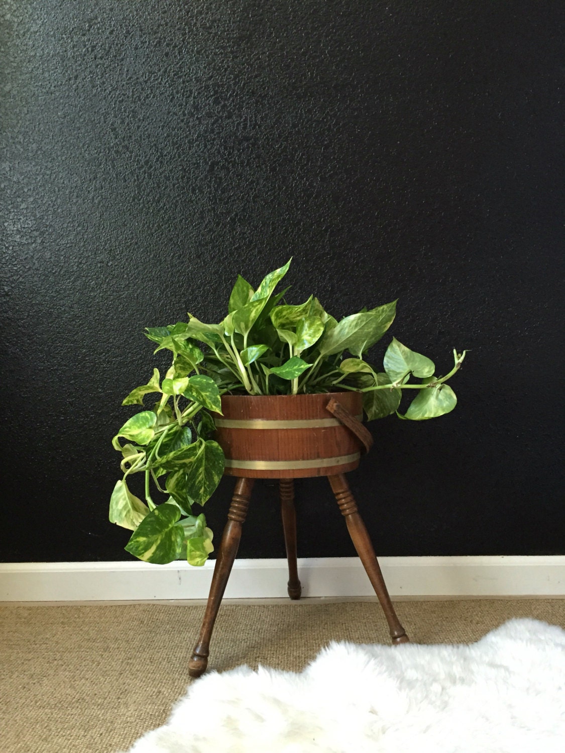  Planter With Legs for Large Space