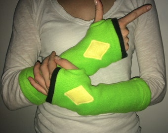 Peridot Steven Universe Fingerless Gloves (Cuffs, Cuffies, Mitts...) - Made to Order -
