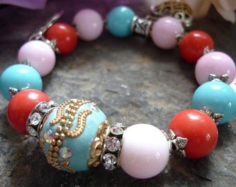 turquoise focal bead bracelet, bird bracelet, bracelet oiseau, pink and turquoise bracelet, corail bracelet, asian bracelet, colorfull