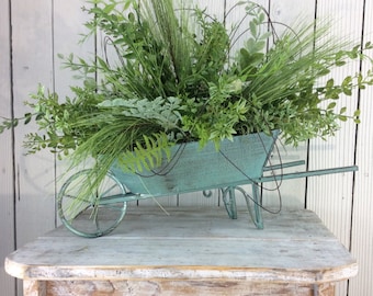 Centerpiece, Summer floral arrangement, Spring decor, Spring Table Arrangment, Spring Centerpiece, little wagon arrangement, wagon