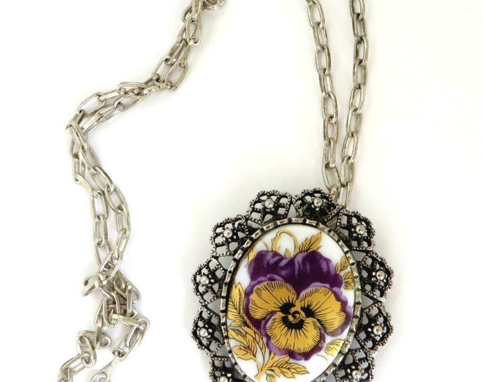 Pansy Pendant Brooch, Vintage Purple Gold Flower Filigree Framed Pendant-Brooch, Silver Tone Necklace