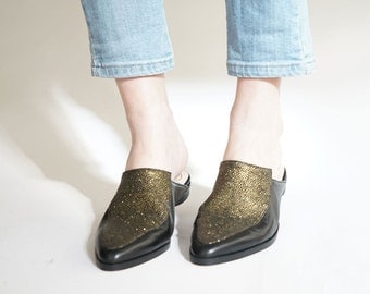 Flat mules, Flat clogs, Pointy mules shoes, Womens Flats ,Leather shoes, Women shoes, Gold mules, Designer shoes, Flat loafers, Pointy Flats