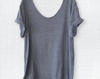 EVERFITTE Off-Shoulder, Triblend, Raw-Edge, Swanky Tee