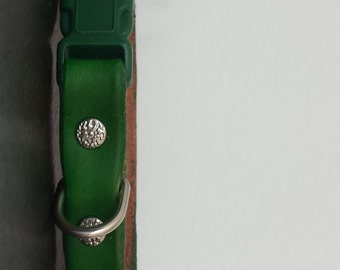 Purrfect Leather Cat Collar - Green - Breakaway Safety Leather Cat Collar